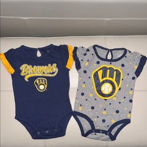 Genuine Merchandise Gen2 MLB Milwaukee Brewers Onesies Set, Size: 3-6 months